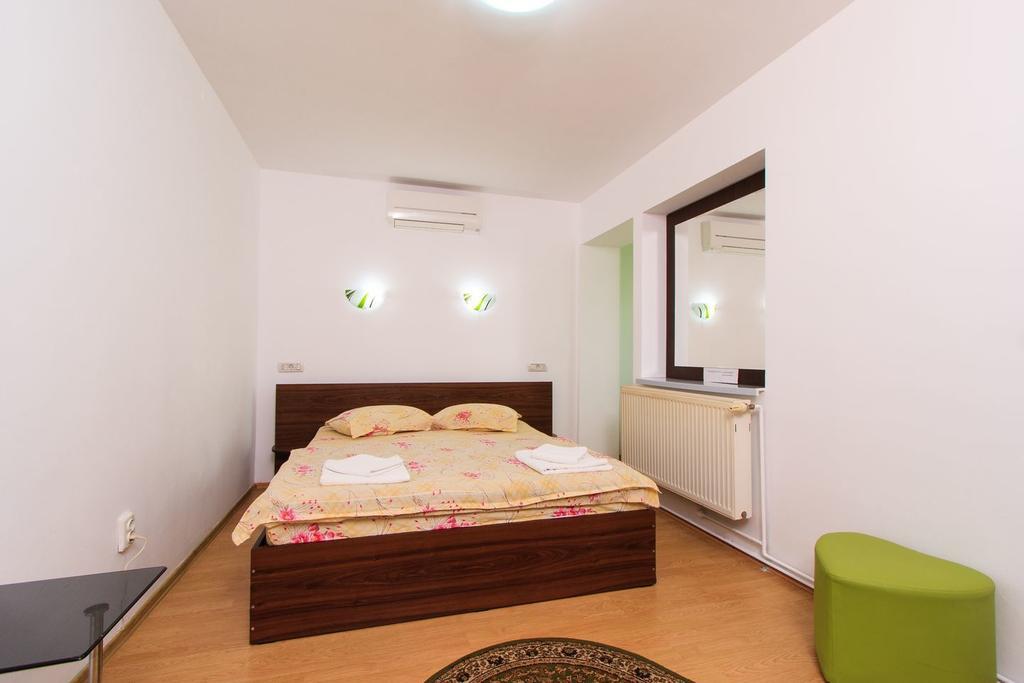 Pensiunea Andrei Rm Valcea Râmnicu Vâlcea Habitación foto